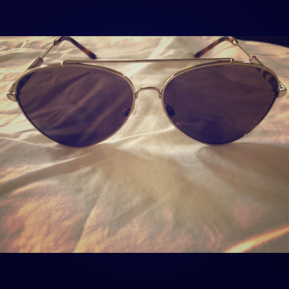 Burberry sunglasses NEW women’s